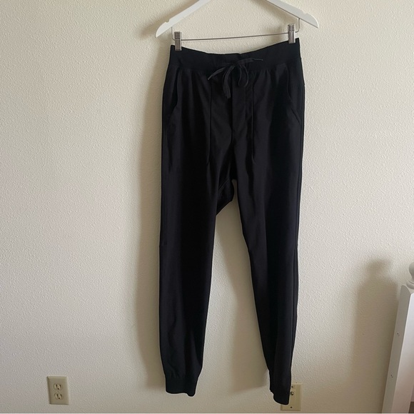 Lululemon ABC Tall Warpstreme Joggers in Black - Picture 3 of 9